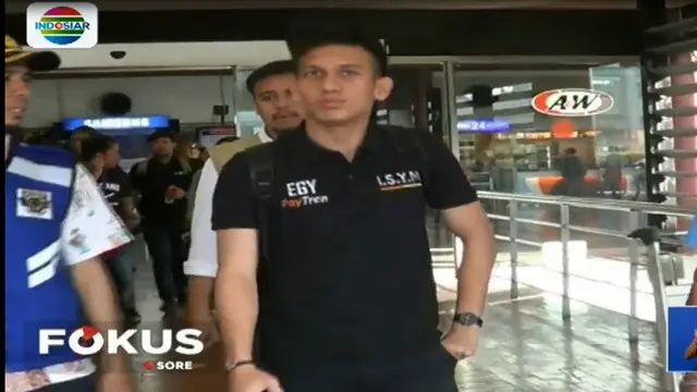 Egy Maulan Vikri tiba di Indonesia, pada Jumat pagi setelah menjalani proses kontrak pemain bersama klub Polandia, Leshia Hdanks.