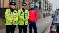 Polisi Cegat Mobil Bek Arsenal Hanya untuk Berfoto