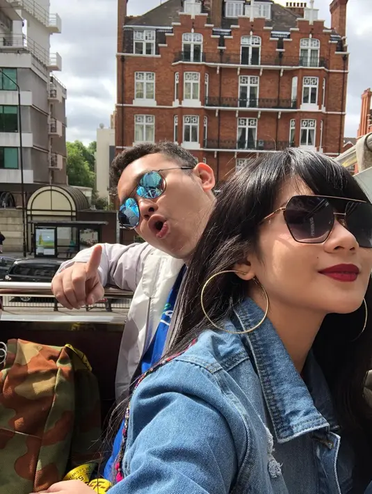 Gilang Dirga dan Adiezty Fersa