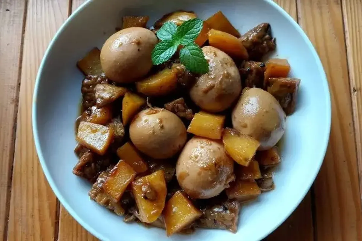 Semur Telur Kentang