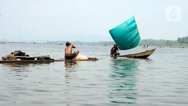 Petani Ikan Waduk Cirata Menjerit karena Kenaikan Harga Pangan