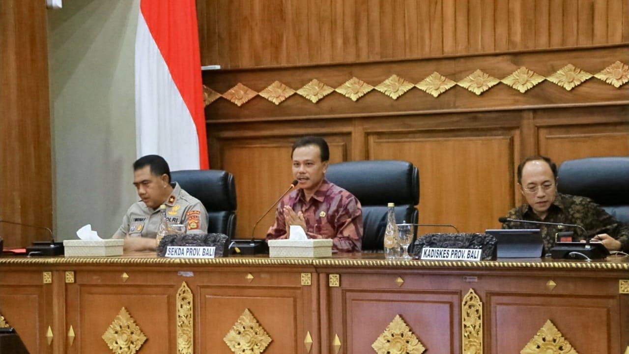 Pemprov Bali batasi pertemuan yang melibatkan orang banyak