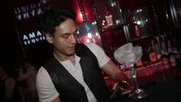 Mendadak Ambil Alih Bar, Jefri Nichol Curi Perhatian di POP 10th Anniversary