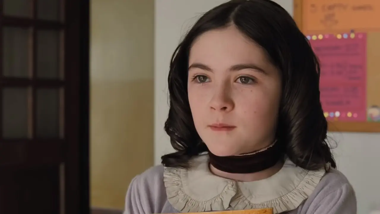 Tokoh antagonis Esther di film Orphan.