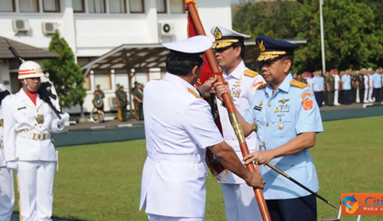Citizen6, Bandung:Marsda TNI Ida Bagus Putu Dunia sebelumnya menjabat sebagai Aspers Kasau, sedangkan Laksamana Madya TNI Mochamad Jurianto, selanjutnya akan menjabat Pati Mabes TNI AL. (Pengirim: Badarudin Bakri)