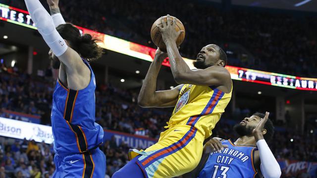 Kevin Durant membantu Warriors kalahkan Thunder