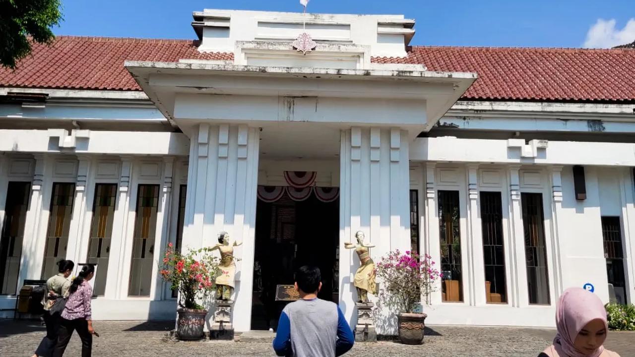 Pada tahun 2019, Inna Bali Heritage Hotel dinobatkan menjadi cagar budaya yang harus dilestarikan oleh Pemerintah Kota Denpasar.