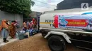 Sedikitnya ada 176 Kepala Keluarga (KK) yang mengalami krisis air bersih akibat kemarau panjang. (merdeka.com/Arie Basuki)