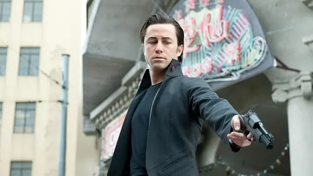 Looper (2012)