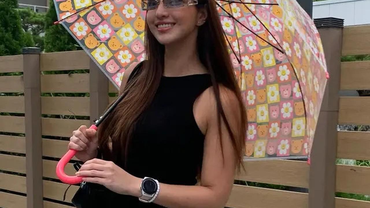 7 Model Kacamata Nia Ramadhani, Tampil Modis di Berbagai Kesempatan dengan Gaya Elegan