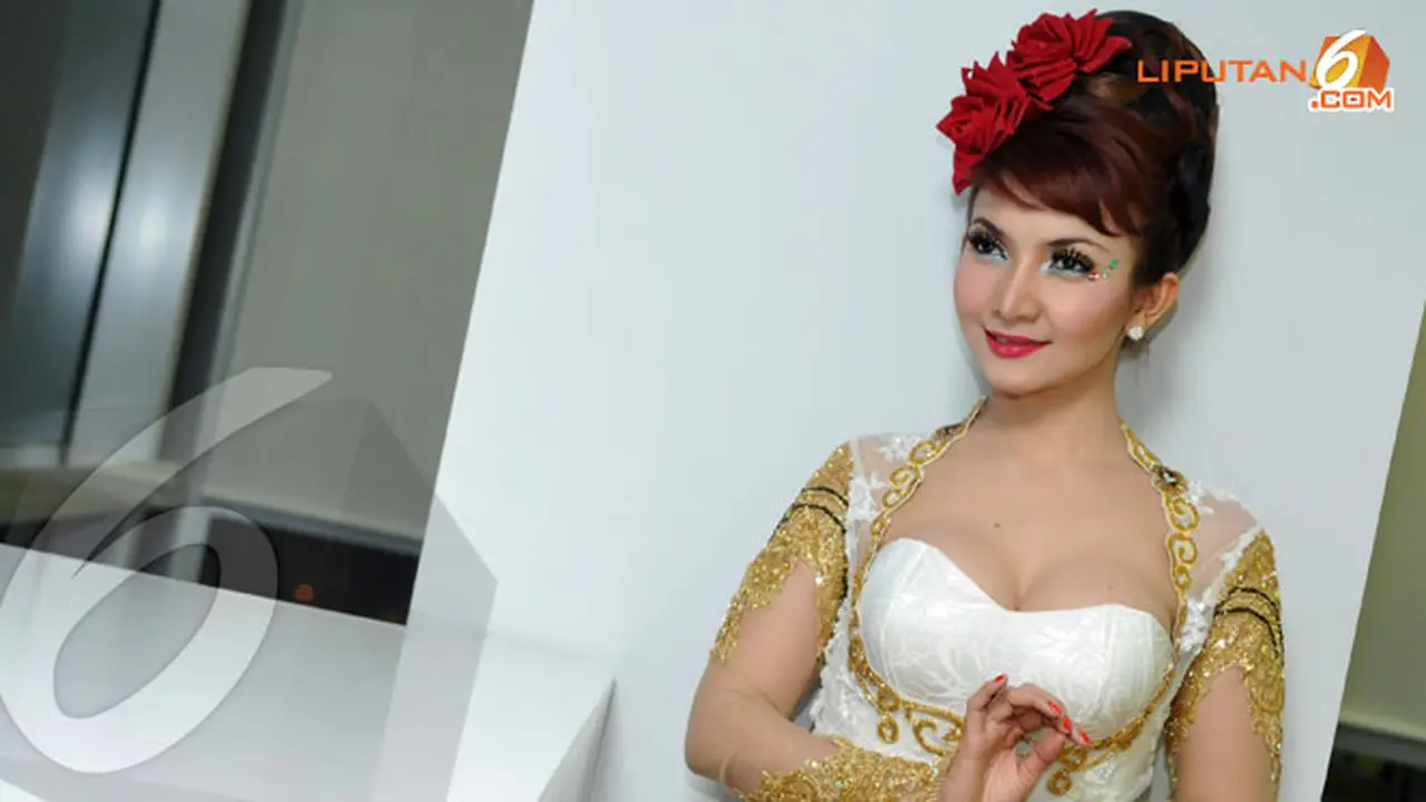 roro-fitria-4-130816b.jpg