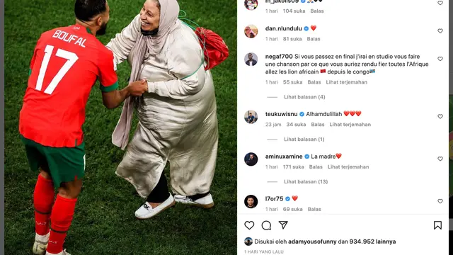 Unggahan bintang sepak bola Maroko Sofiane Boufal berdansa dengan ibunda di Piala Dunia 2022 (Foto: Dok. Instagram @sofianeboufal_19)