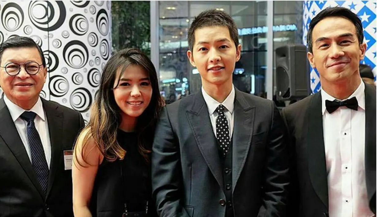 Song Joong Ki (Korea Selatan), Kim Hee Sun (Korea Selatan), Thanayong Wongtrakul (Thailand), Jessy Mendiola (Filipina) dan Narimiya Hiroki (Jepang). (Instagram/joe_taslim)