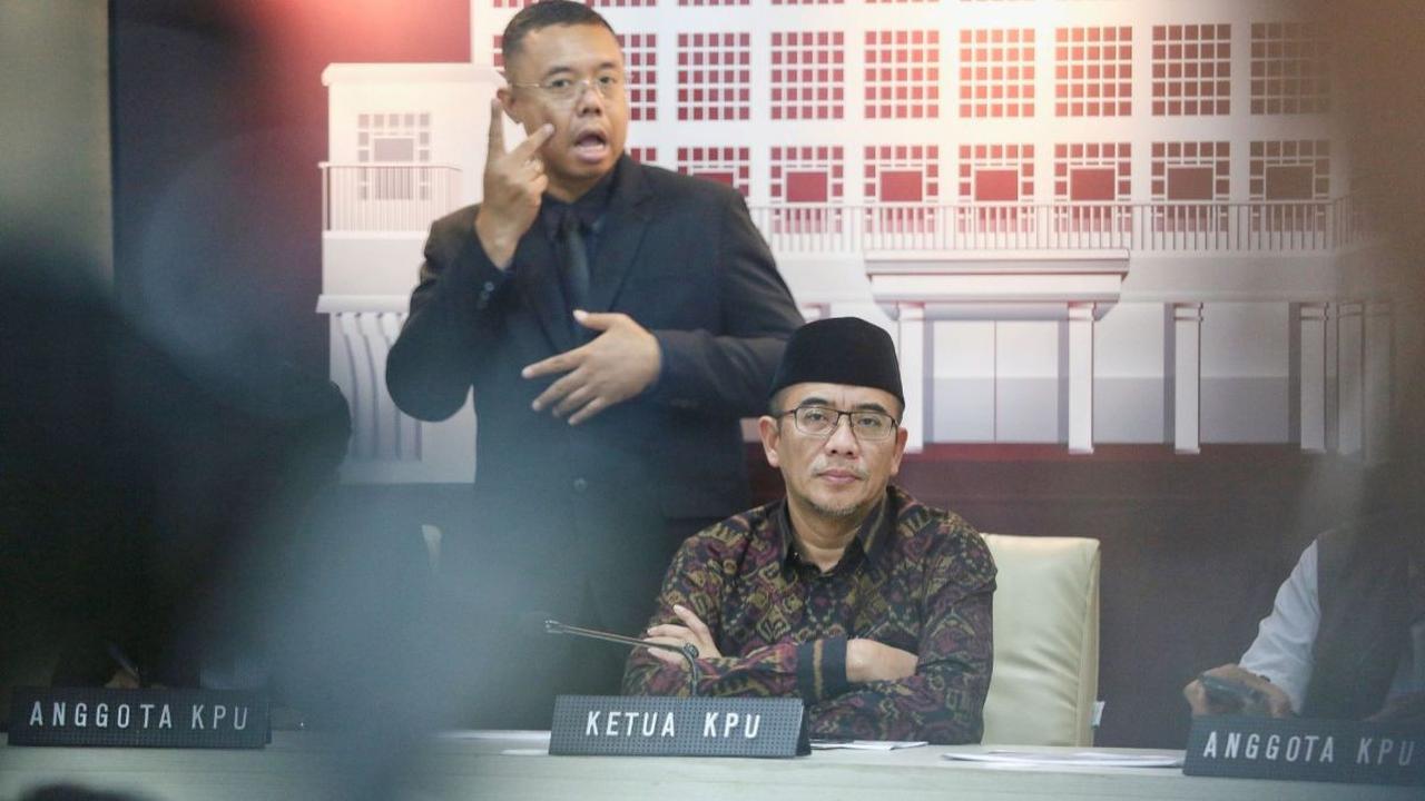 Fakta-Fakta Tidak Terbantahkan Kelakuan Asusila Hasyim Asy'ari ke CAT, Panggil 'Sayang & Special For You