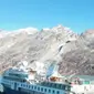 Kapal pesiar mewah karam di Greenland. (Dok: Facebook&nbsp;ARKTISK KOMMANDO - Joint Arctic Command)