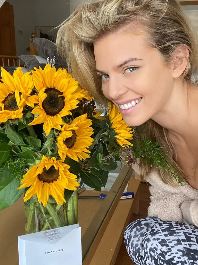 Aktris Hollywood AnnaLynne McCord (Instagram/ theannalynnemccord)