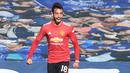 4. Bruno Fernandes (Manchester United) - Penampilan pemain asal Portugal ini memang sangat luar biasa bersama Manchester United. Meski Manchester United tengah mengalami badai kekalahan, Bruno Fernandes tetap tampil kreatif dengan koleksi 3 assistsnya di awal musim ini. (AFP/Paul Ellis/pool)