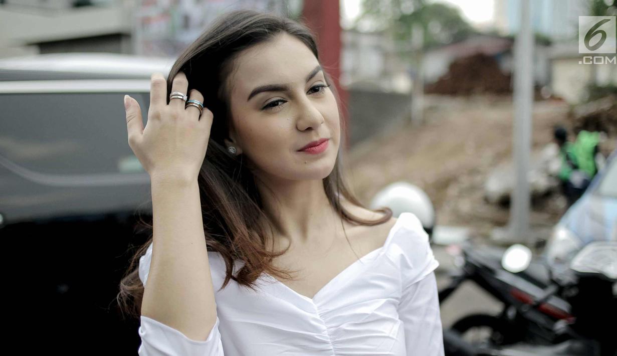 FOTO: Akui Berpacaran dengan Giorgino Abraham, Irish Bella ...