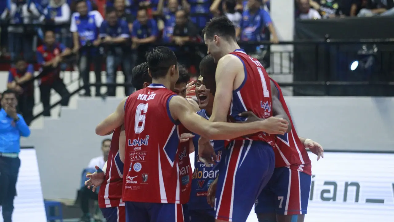 Jakarta LavAni Allobank Electric vs Palembang Bank SumselBabel: Putaran Pertama Final Four PLN Mobile Proliga 2024
