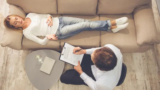 Ilustrasi Psikolog - Psikologi (iStockphoto)