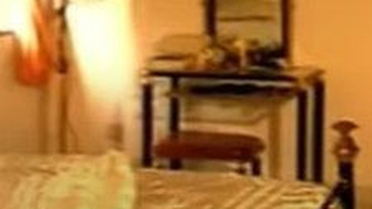 Kamar Rieta Sugiarto