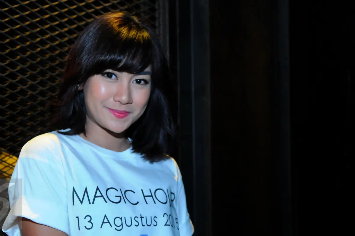 Aih, Manisnya Senyum Anisa Rahma
