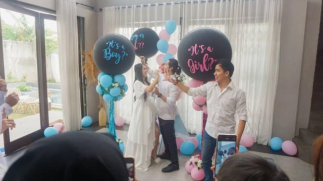 7 Potret Baby Shower Ana Riana, Ungkap Jenis Kelamin Bayi