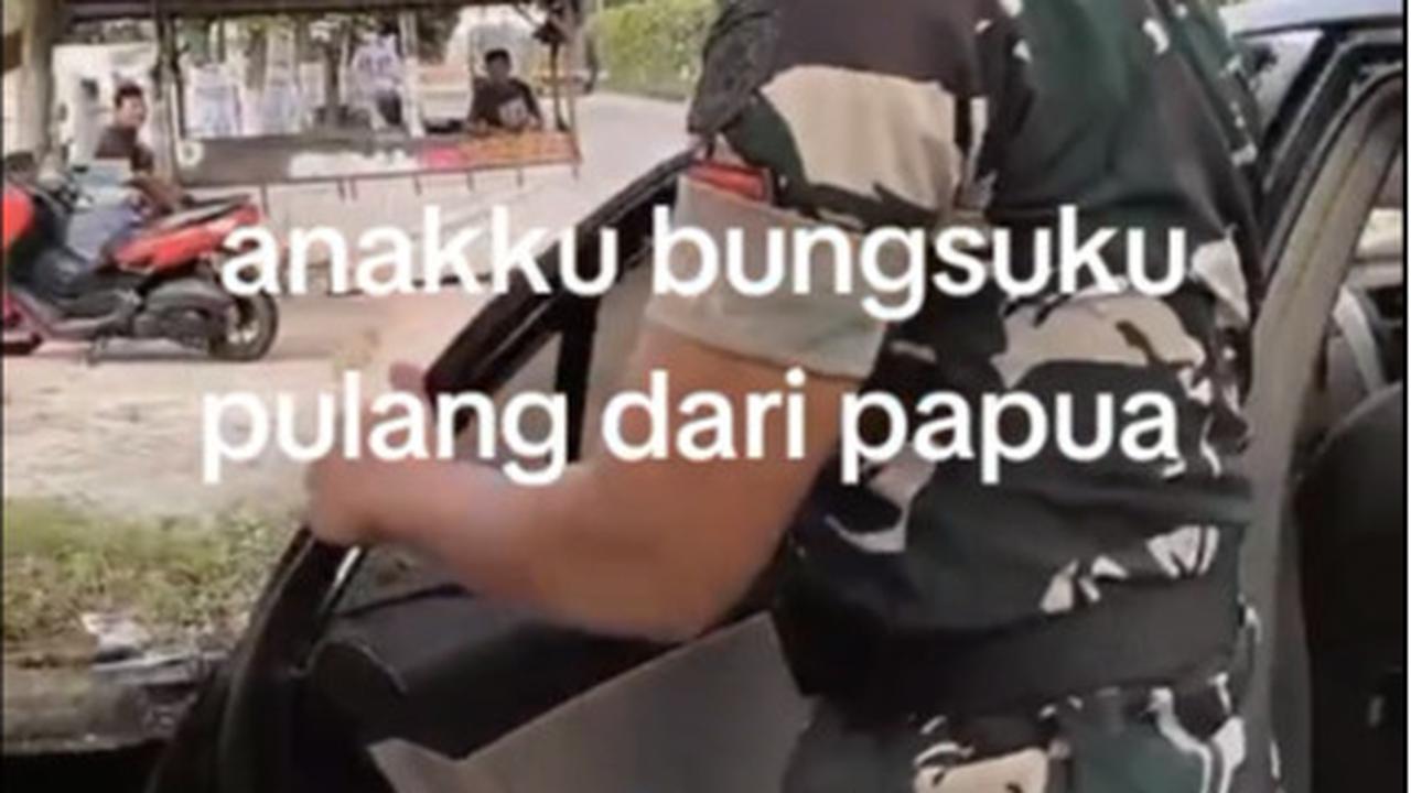 Lepas Kerinduan, Momen TNI Pulang Temui Ayahnya Ini Bikin Haru