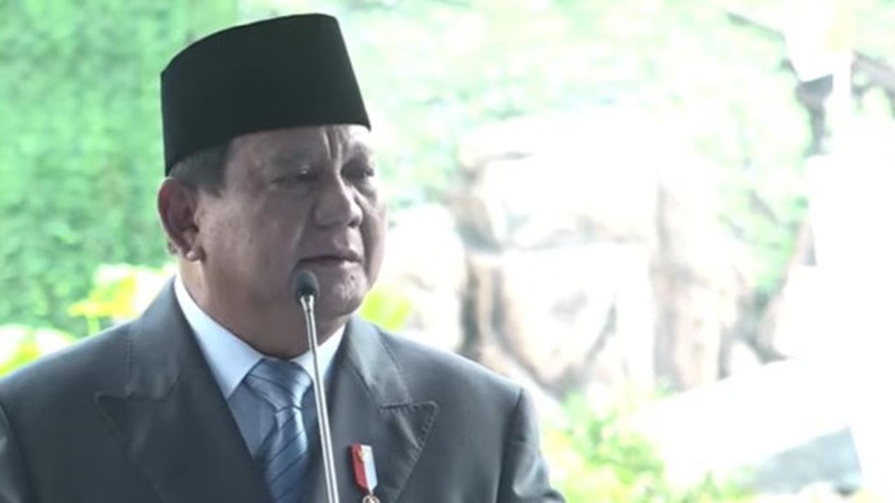 VIDEO: Menggelegar! Teriakan Prabowo Depan Jenderal Try Sutrisno: Lebih Baik Kita Mati Daripada di Jajah Lagi