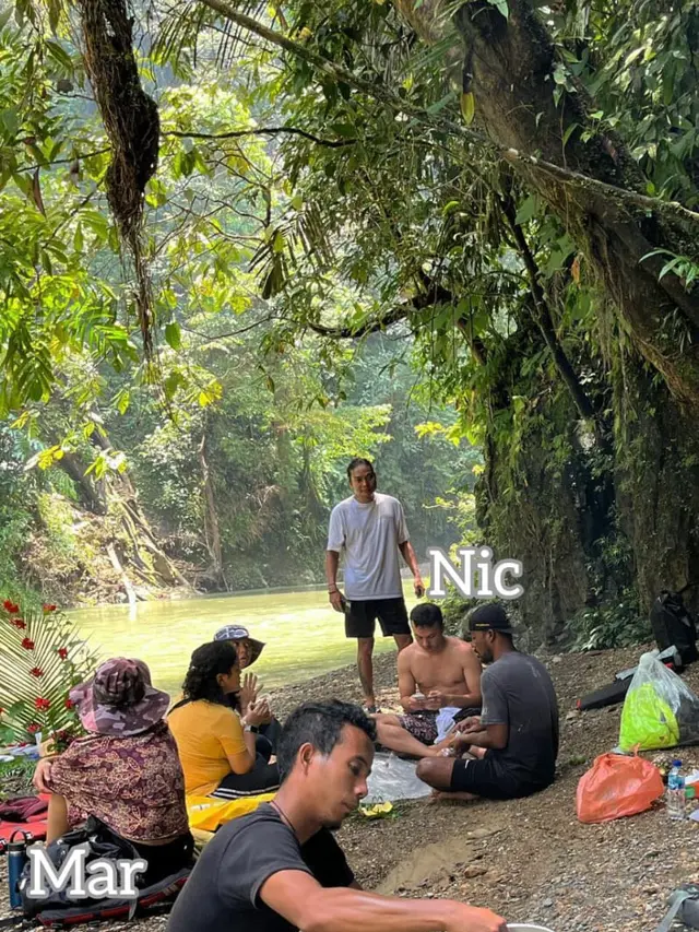 Nicholas Saputra dan Mariana Renata