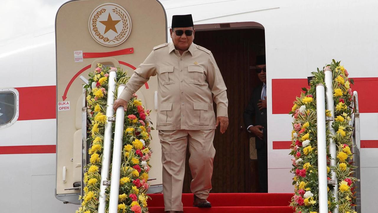 FOTO: Presiden Prabowo Tiba di Cebu untuk Hadiri KTT ASEAN