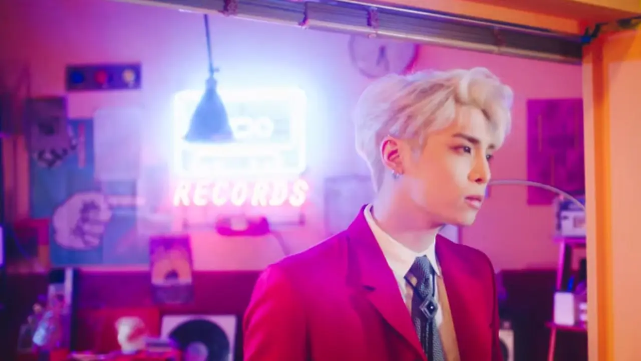 Videoklip Shinin' Jonghyun SHINee