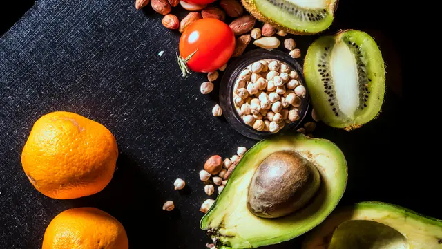 4. Kolin dan Omega 3