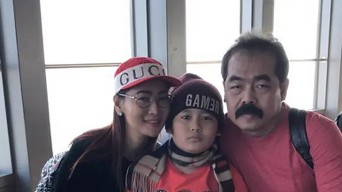 [Bintang] Inul Daratista dan Adam Suseno