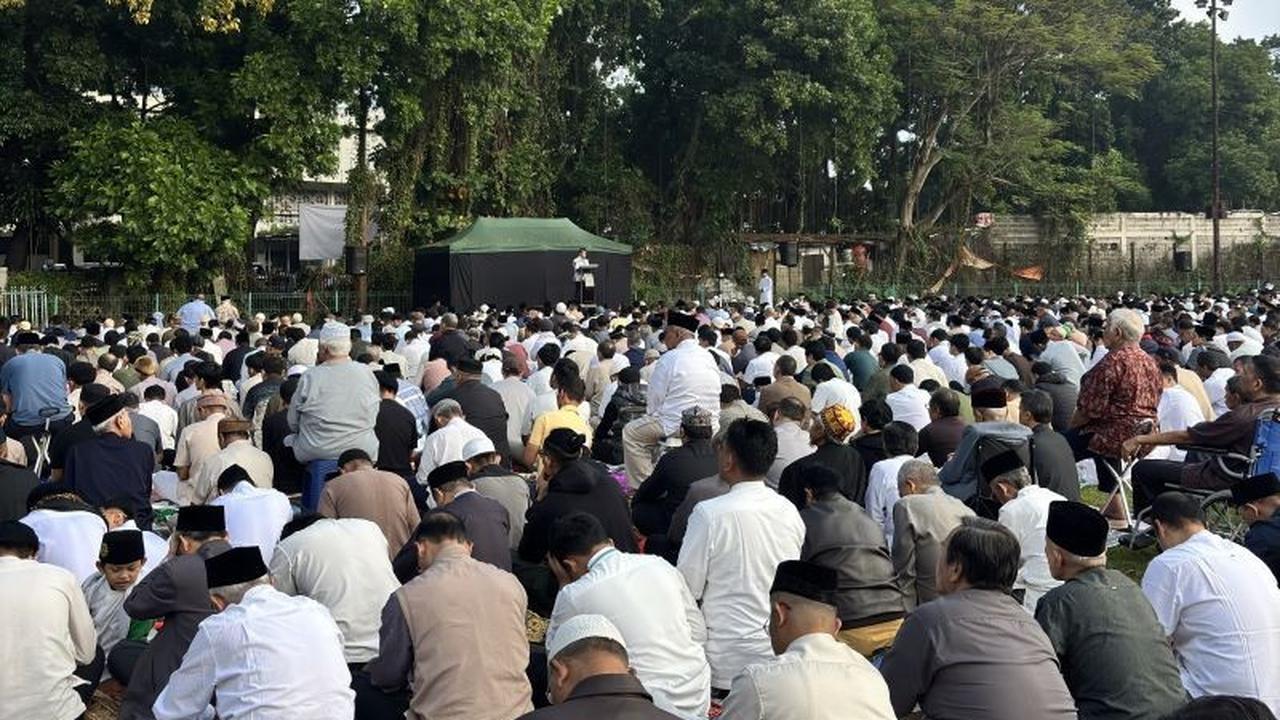 Pemkot Bandung Gelar Shalat Idul Fitri di Balai Kota, Ajak Warga Bersilaturahmi