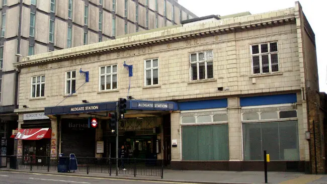 Aldgate Station, London, terkenal dengan beberapa fenomena gaib. (Flickr/Ewan-M)