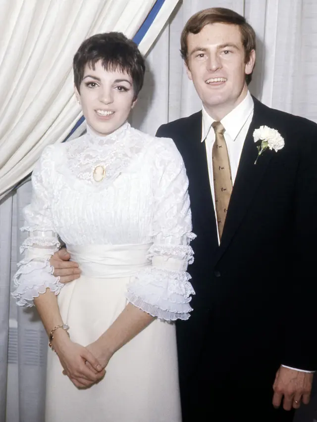 [Bintang] Liza Minnelli dan Peter Allen