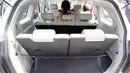 Untuk harganya sendiri, Chevy Captiva 2014 ini memiliki perbedaan harga sekira Rp10 jutaan dari Captiva lawas. Untuk range harganya, Chevrolet Captiva dibanderol mulai Rp364,5 juta sampai Rp449,5 juta OTR Jakarta (Liputan6.com/Faizal Fanani)