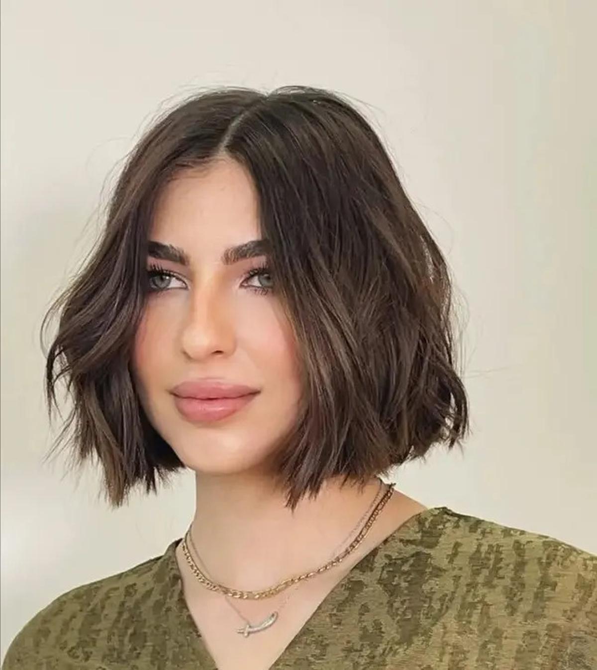 5 Model Rambut Wanita untuk Muka Bulat, Ubah Penampilan Lebih Manis dan Menawan