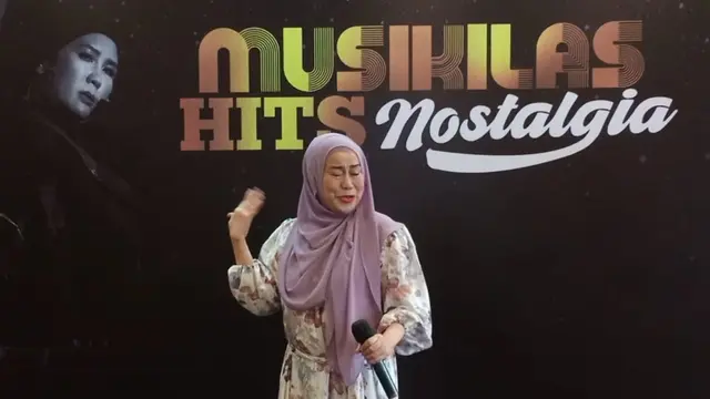 Dewi Yull, Ita Purnamasari