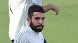 Bek Spanyol, Jordi Alba tiba untuk sesi latihan di Ciudad del Futbol di Las Rozas dekat Madrid (3/7/2021). Spanyol merengkuh tiket semifinal Euro 2020 usai menang 5-2 atas Swiss lewat babak penalti.  (AFP/Javier Soriano)