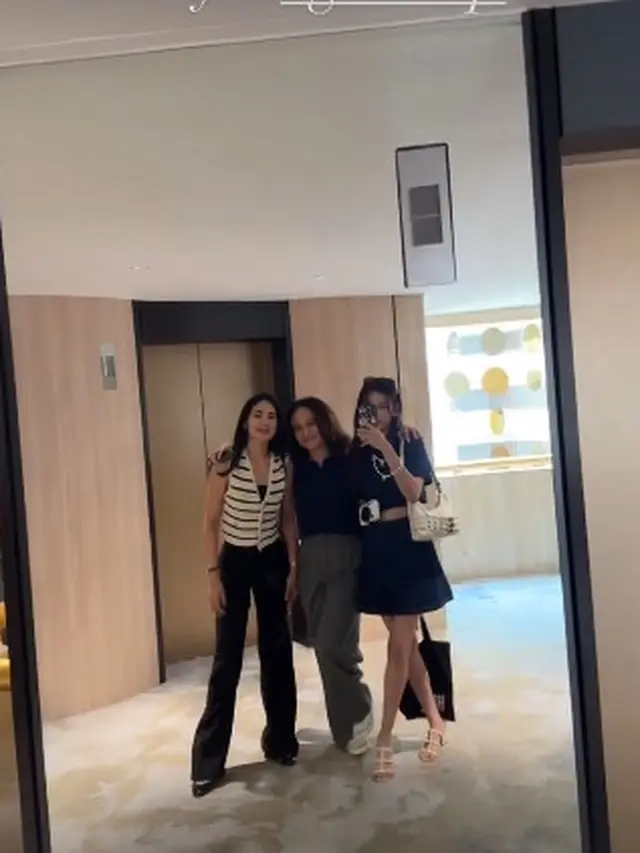 Sabrina Chairunnisa Libur Kuliah