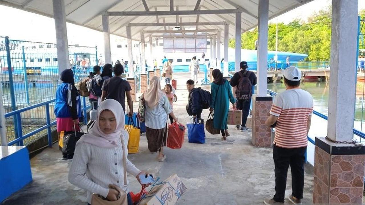 Jumlah Penumpang Nataru Pelabuhan Tanjungpandan Capai 5.612 Orang, Pelindo Pastikan Kelancaran Arus