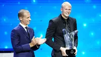 Striker Manchester City, Erling Haaland dinobatkan sebagai Pemain Terbaik Pria UEFA 2022/2023. (AP Photo/Daniel Cole)