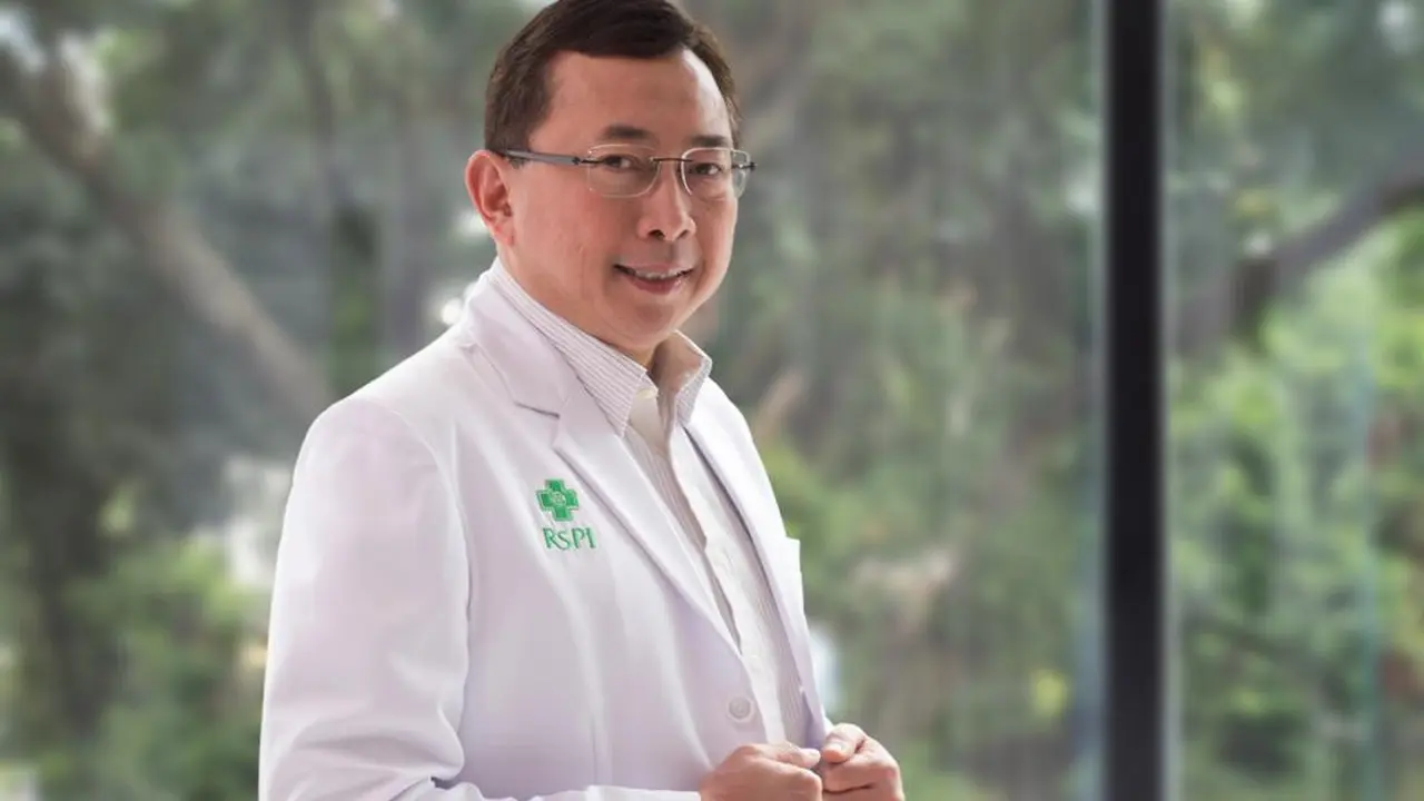 Prof. Dr. dr. Rino Alvani Gani, Sp.PD-KGEH. Dok RS Pondok Indah