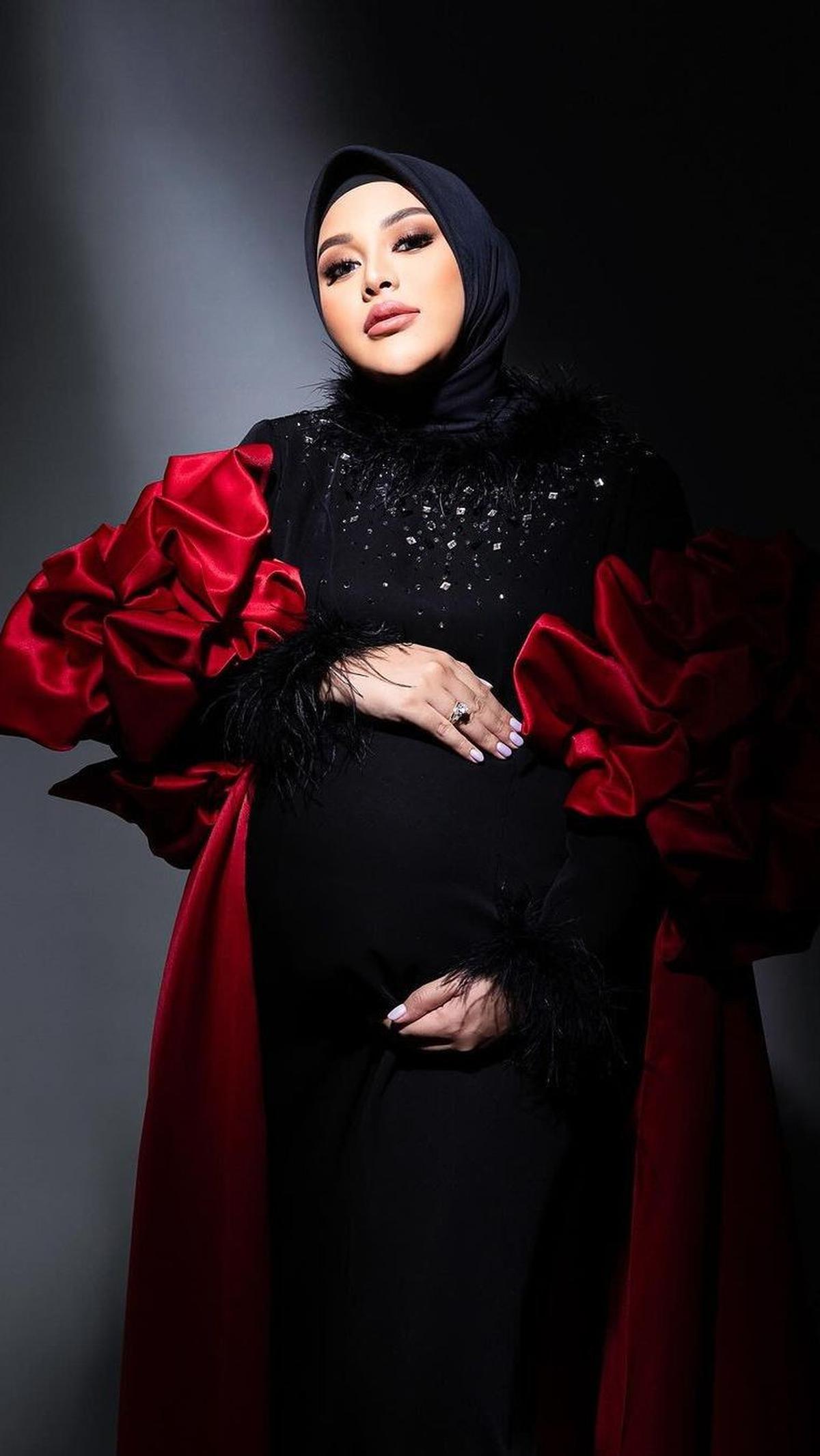 2. Aurel Hermansyah