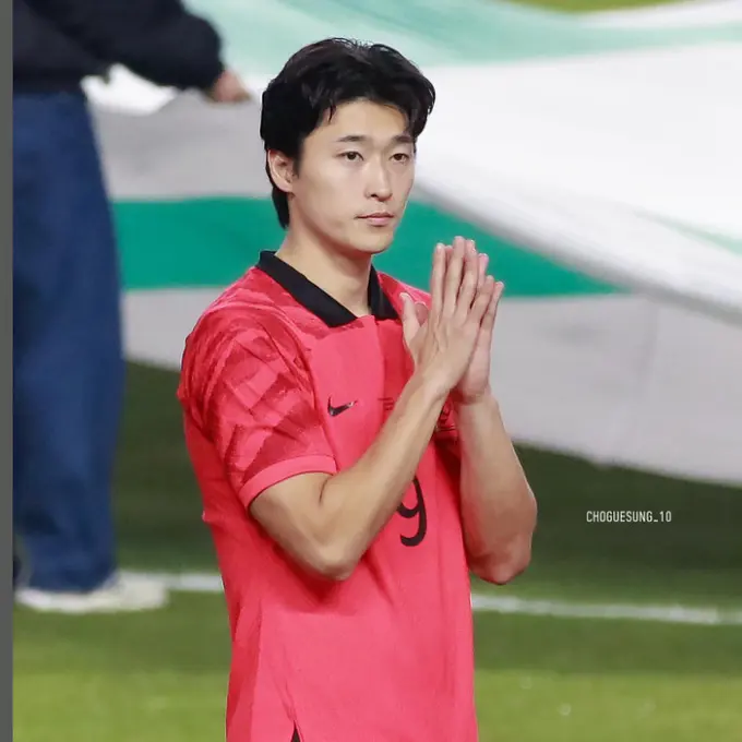 6 Potret Tampan Cho Gue-sung, Striker Timnas Korea Selatan yang Jadi Idola Baru Piala Dunia 2022