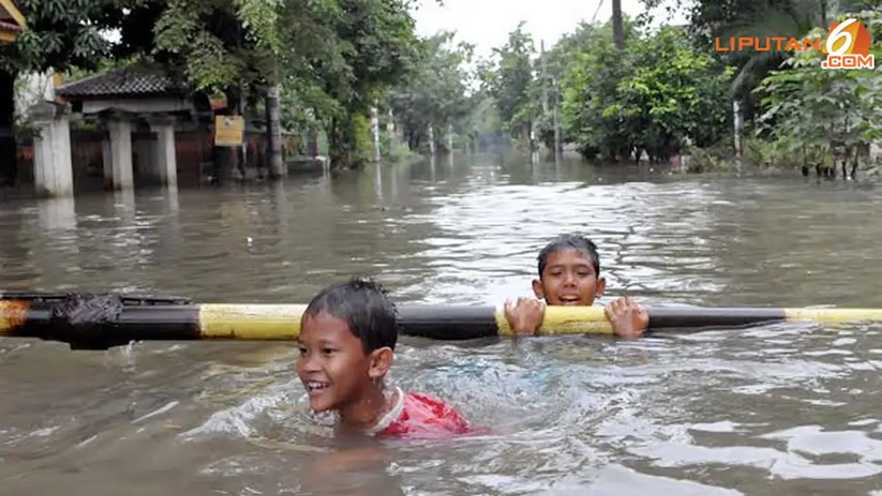 foto-banjir-bekasi-5-140120a.jpg