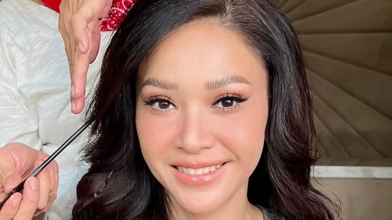Baru Test Makeup, Begini Tampilan Cantik Maia Estianty di Pernikahan Alyssa Daguise dan Al Ghazali