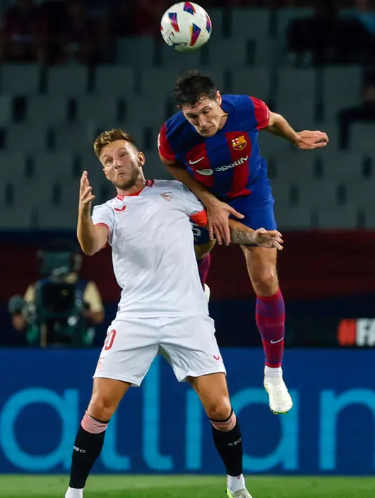 <p>Namun Girona belum bermain di pekan ini. Girona akan berhadapan dengan Real Madrid. (AP Photo/Joan Monfort)</p>